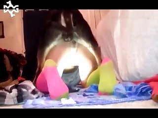 She Kept Spreading Her Scent Around Her Body Under Her Arms