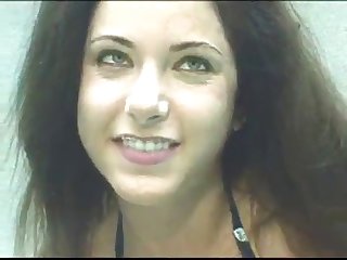 Tiffany Smiles In The Pool Hd