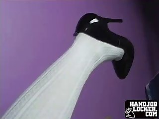 Punk Gives Handjob Hd